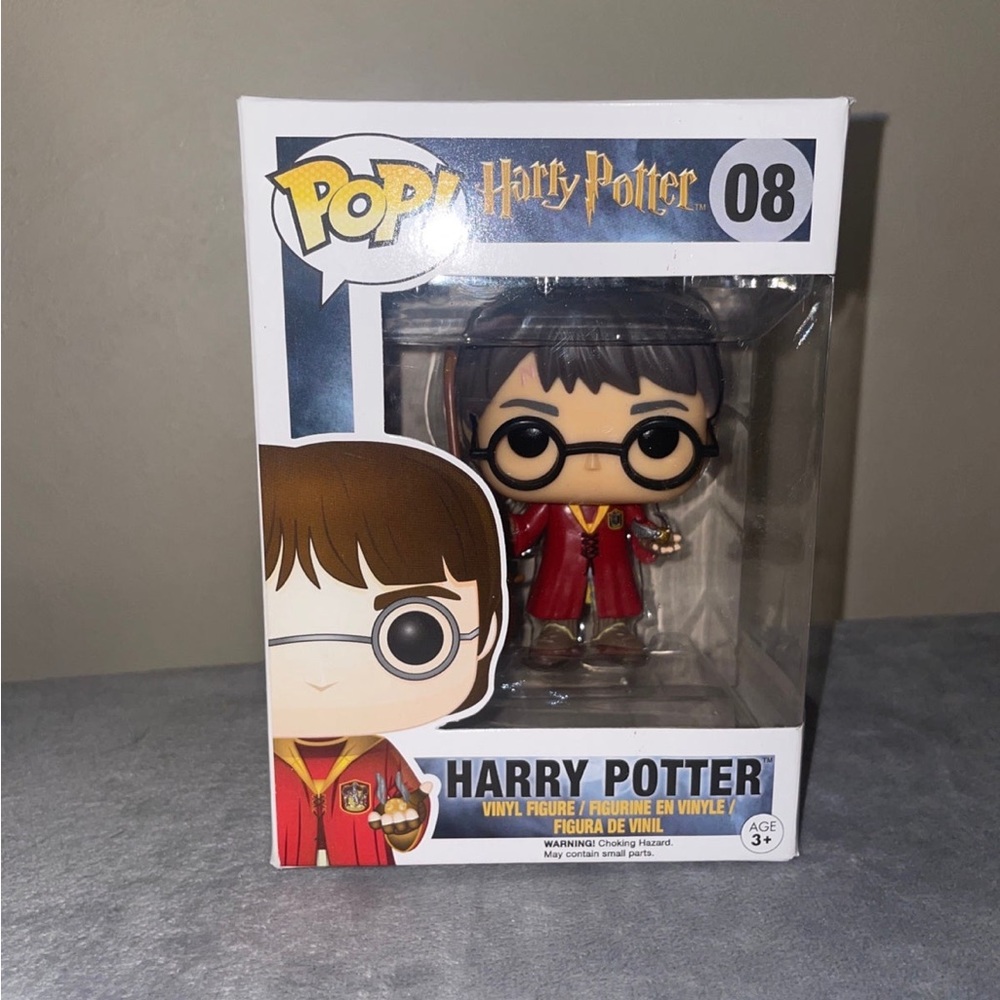 Funko Pop 09 Harry Potter with snitch